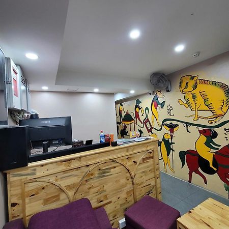 Fortune Homestay Hanoi Bagian luar foto