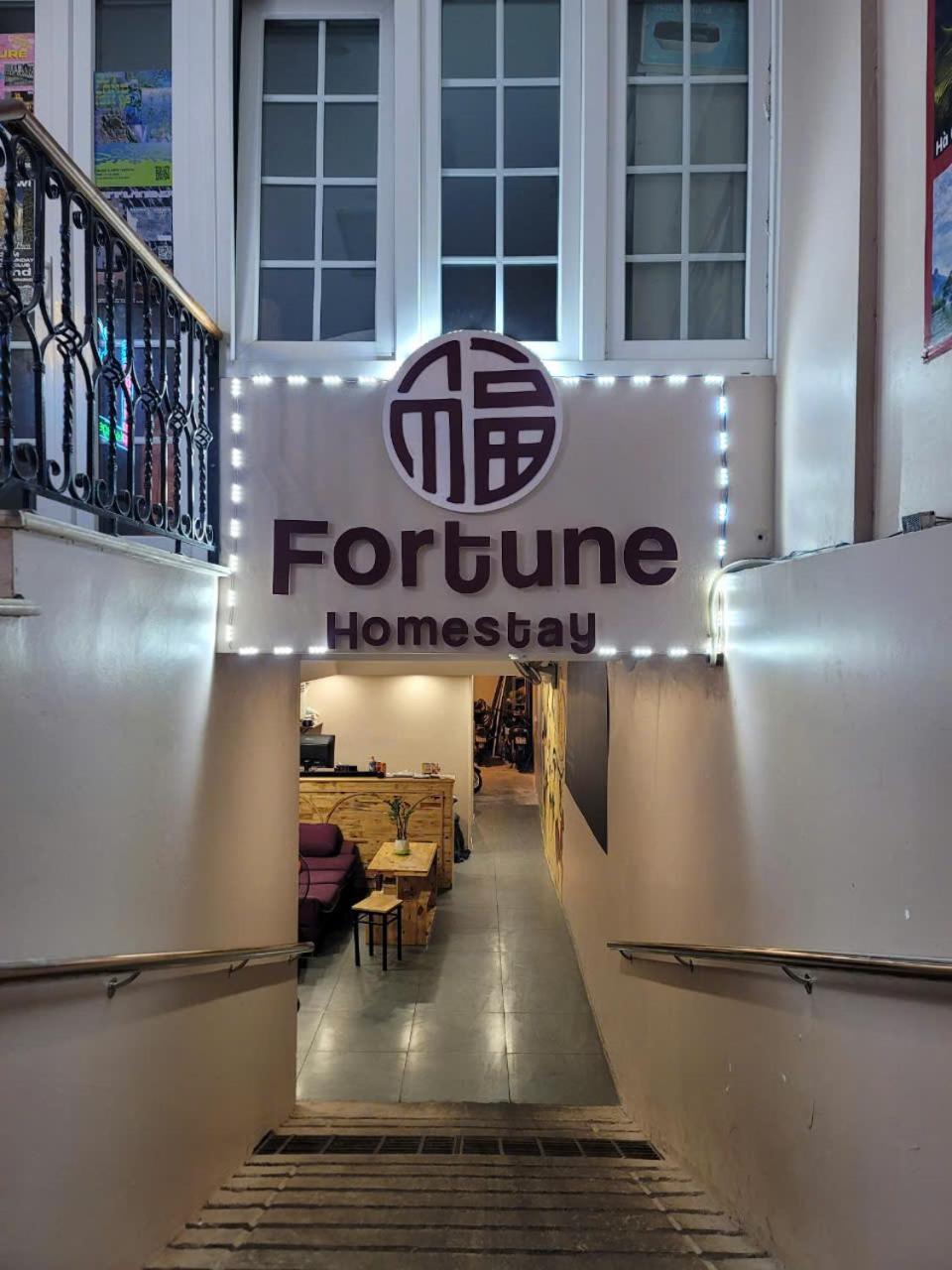 Fortune Homestay Hanoi Bagian luar foto